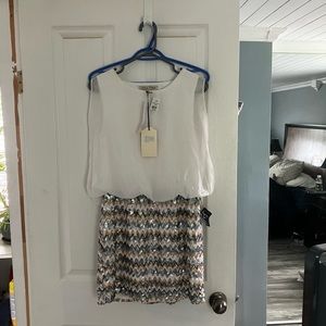 Parisian Collection Dress. NWT -Large